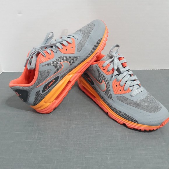 Nike Shoes - Nike Air Max Women's Sneaker Size 7.5